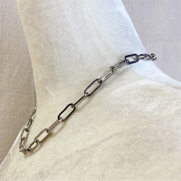 Banana Republic Silver tone Paperclip chain necklace - Picture 2 of 5